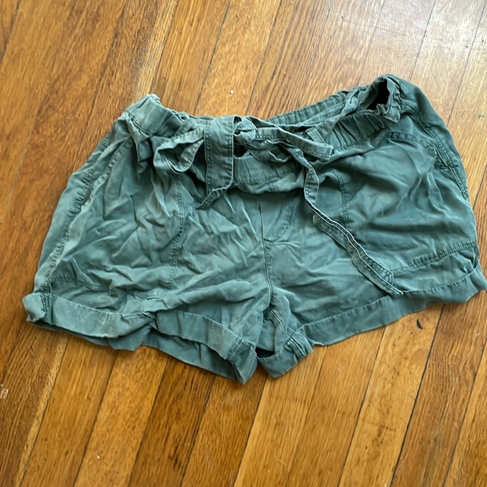 Cute green cargo shorts